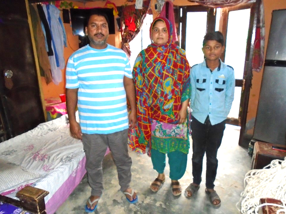 Yarn knitting (Waan Bunai)