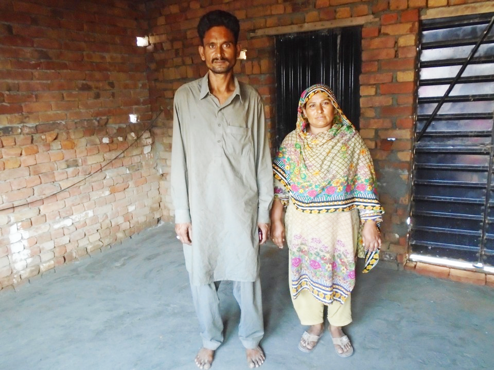 Yarn knitting ( Waan Bunai)