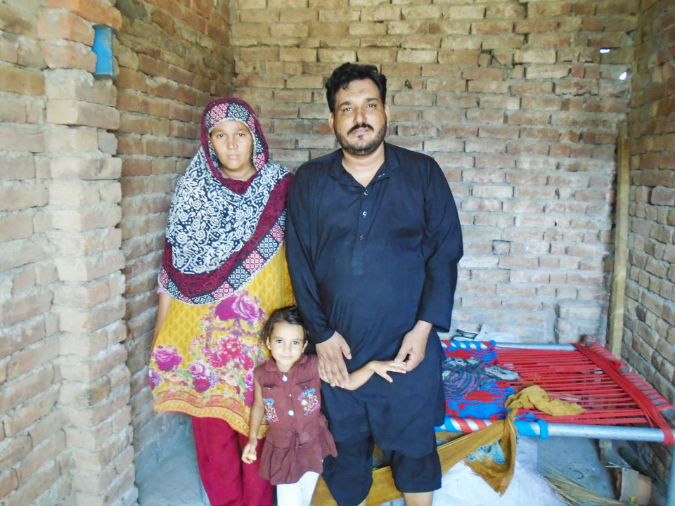 Yarn Knitting (Waan Bunai)