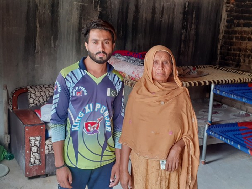 Yarn Knitting (Waan Bunai)