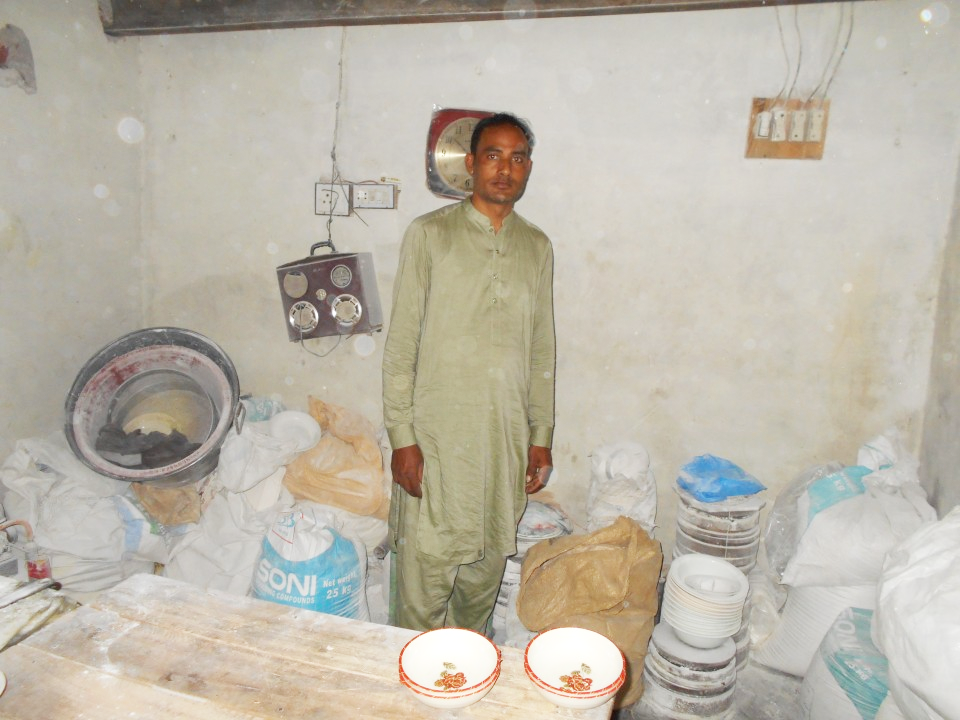 Melamine crockery maker