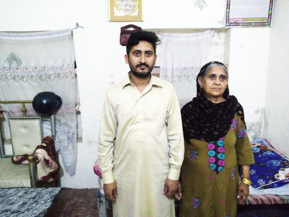 Lace Button, Cosmetic & Electronic Accessories sho