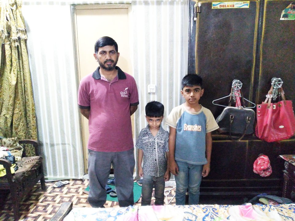 Rice, Peens and spices seller