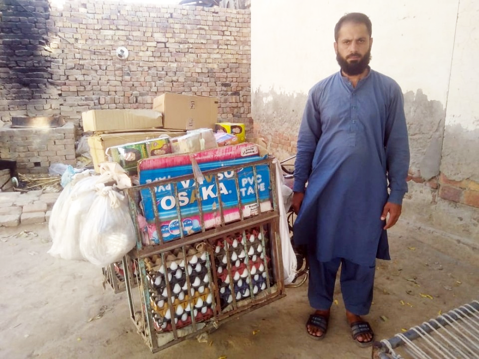 Eggs & Grocery Salesman