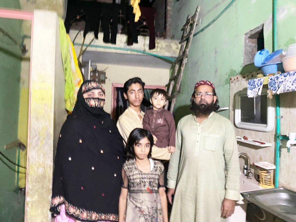 Tailoring & Lace Button shop