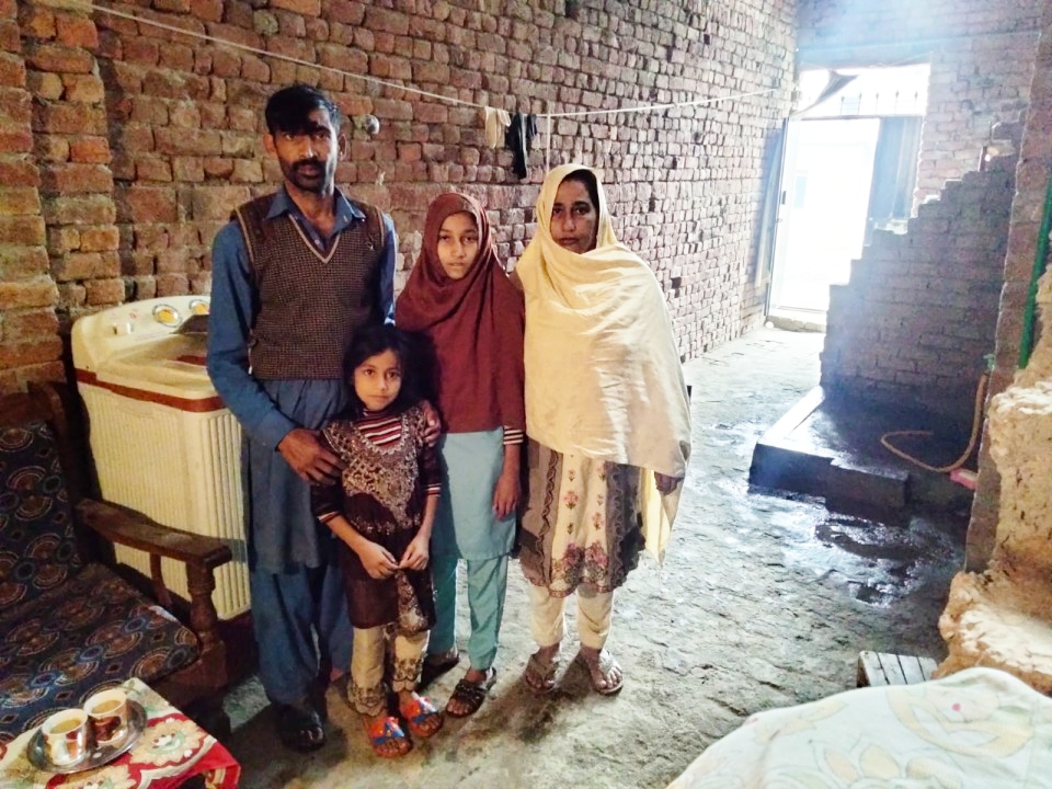 Mustard oil Grinding