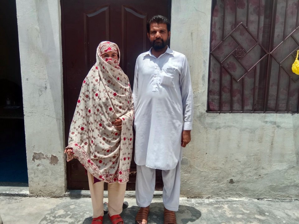 Confectionery items Salesman