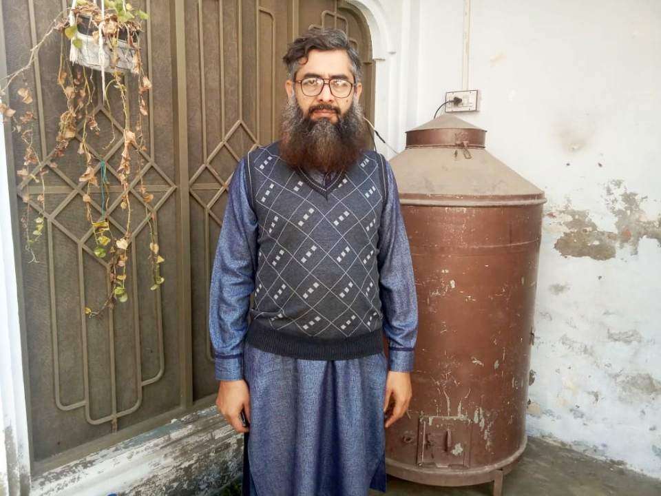 Artificial jewellery