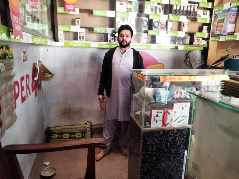 Mobile Repairing shop  