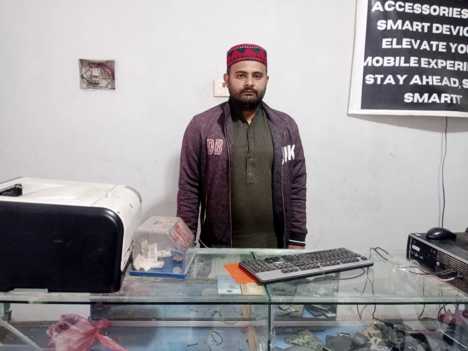 Mobile accessory & Repairing  shop 