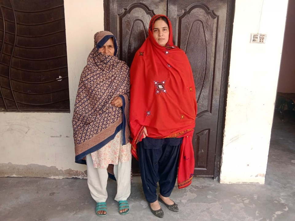 Beauty parlour & clothing