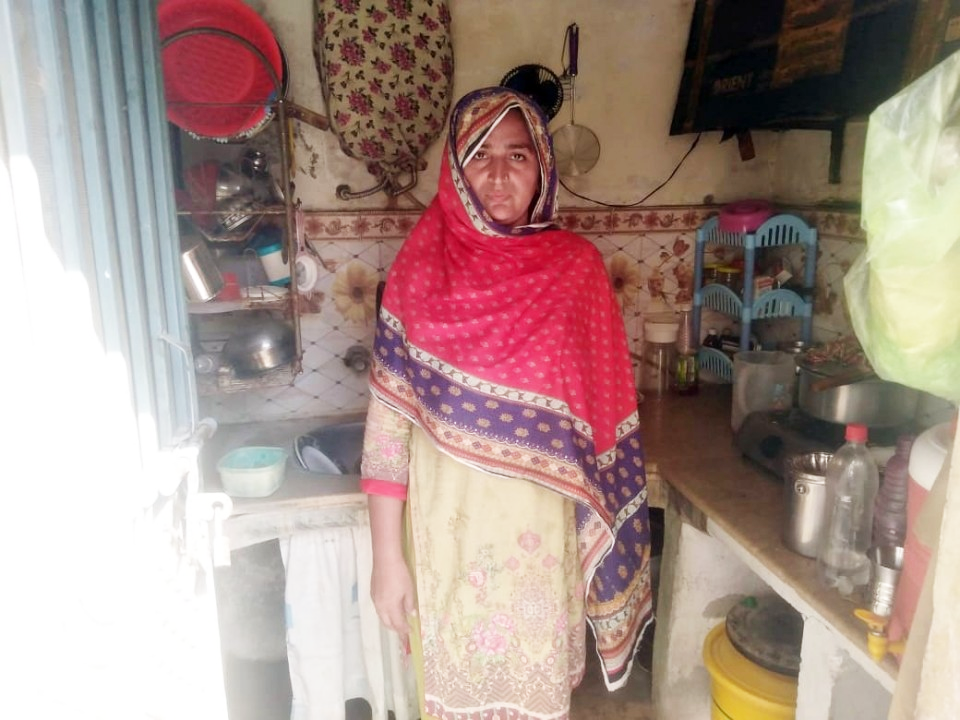 Crockery & Grocery Store 