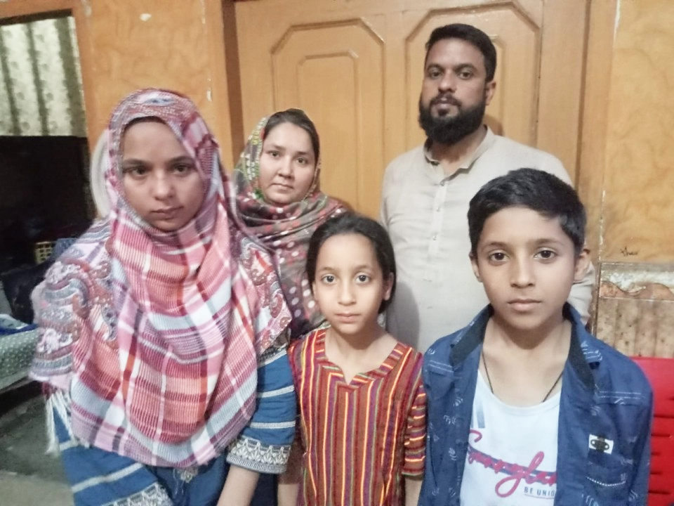 Mobile accessory shop 