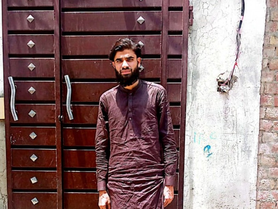 Children food items retailer