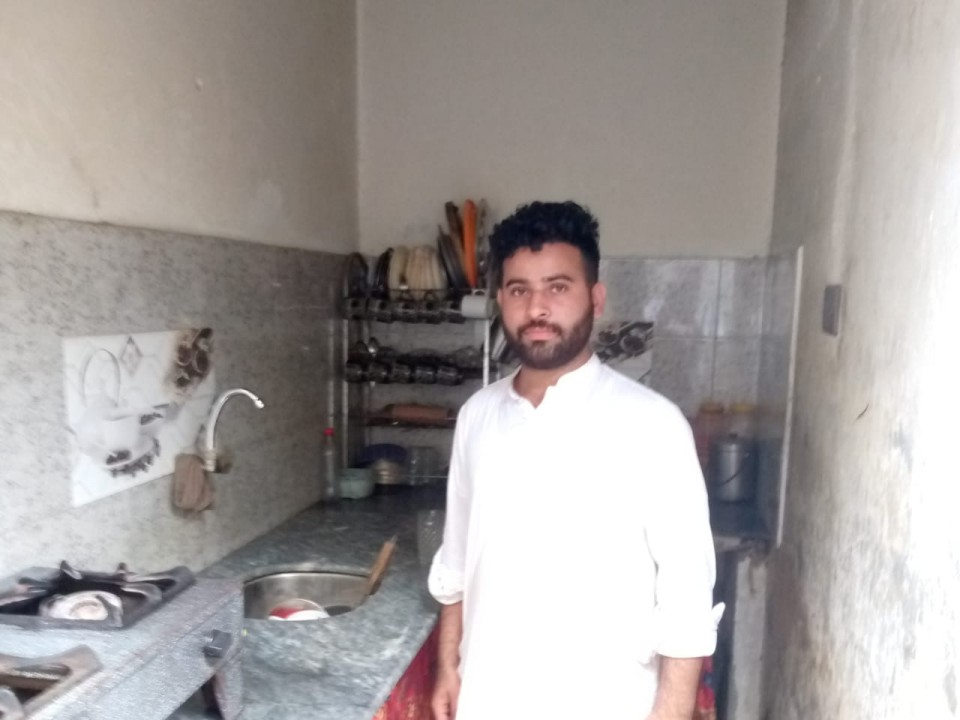 Cloth stitching shop