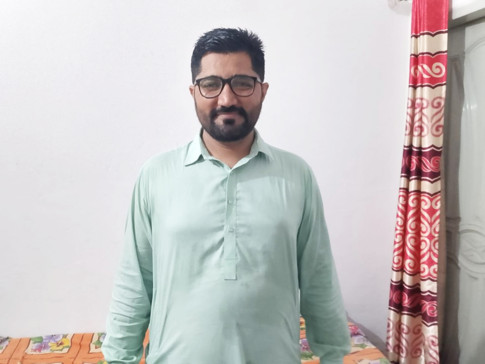 Mobile accessory shop 