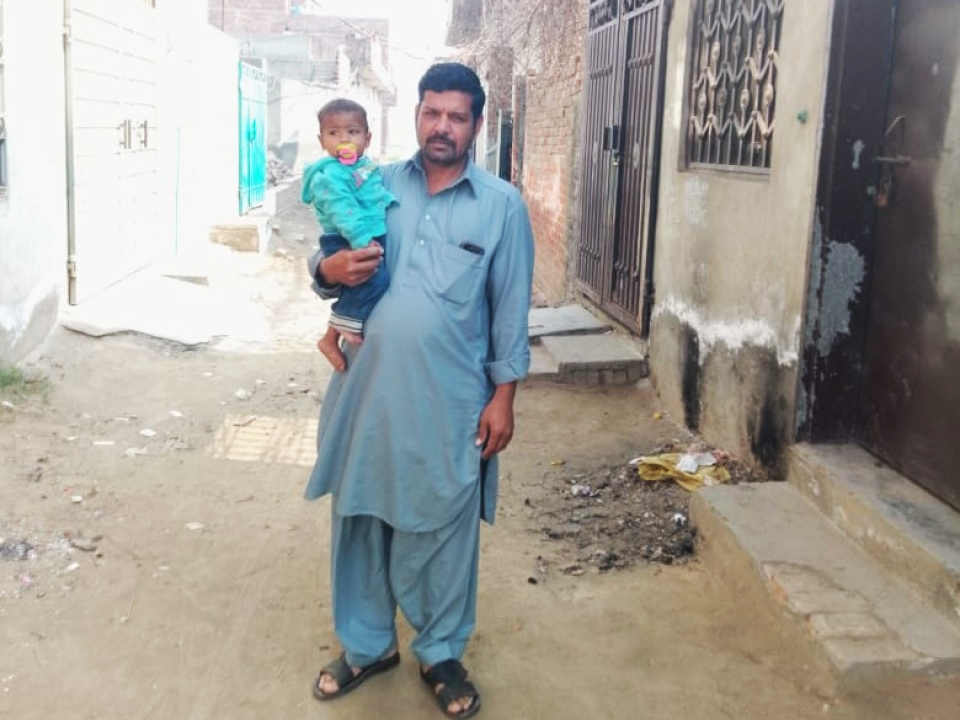 Manufacturing  Hand Bags