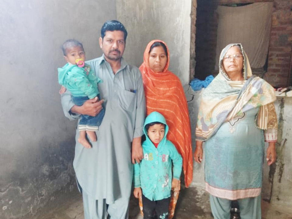 Manufacturing  Hand Bags