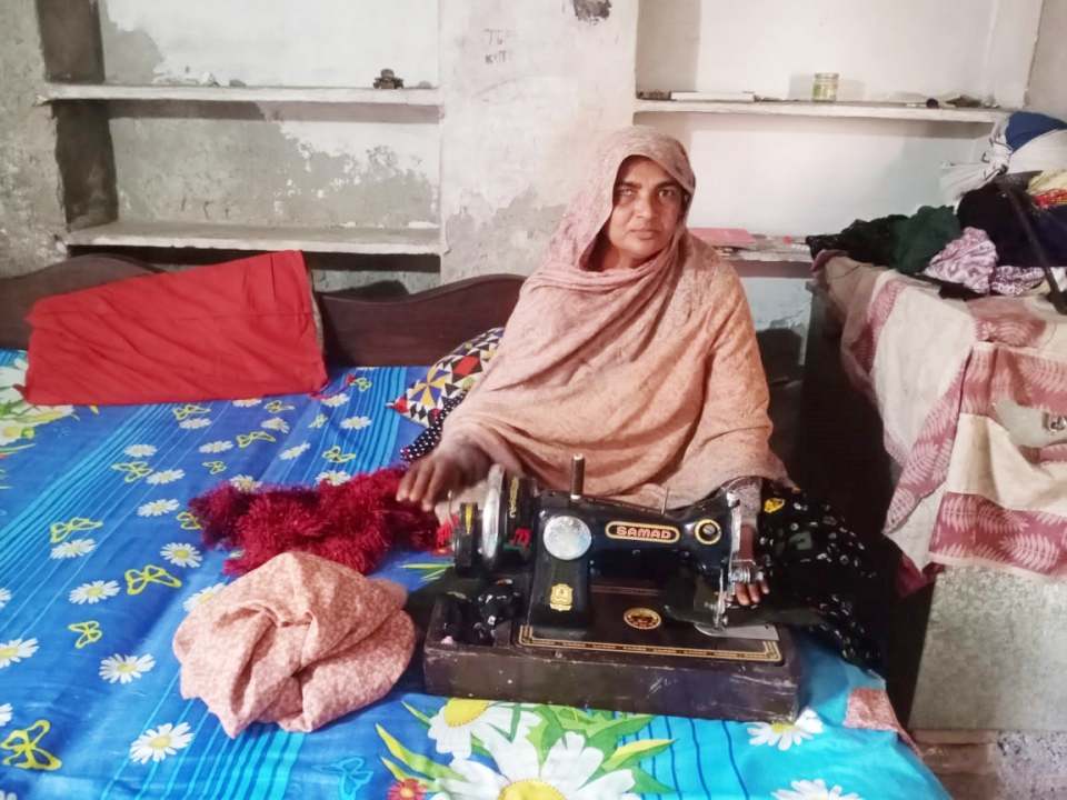 Jockey Sewing Machine 