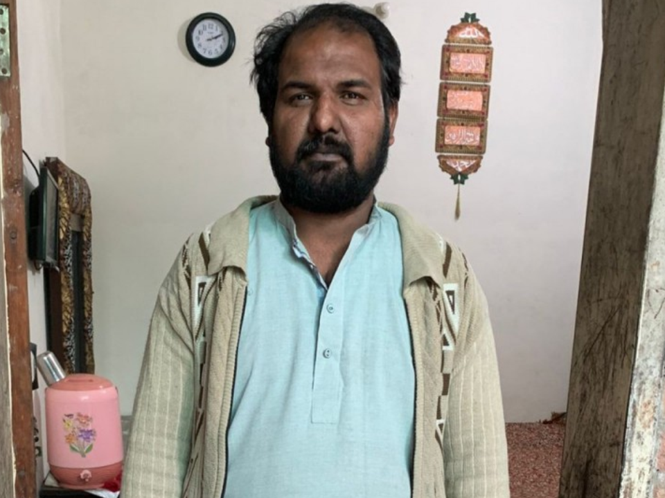 Disposable item seal