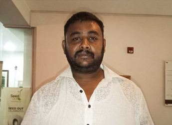Mushtaq  Hussain 