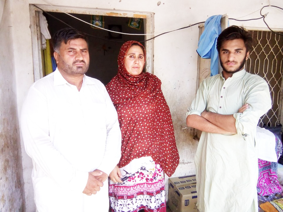 Shawerma Shop (Street Food Vendor)