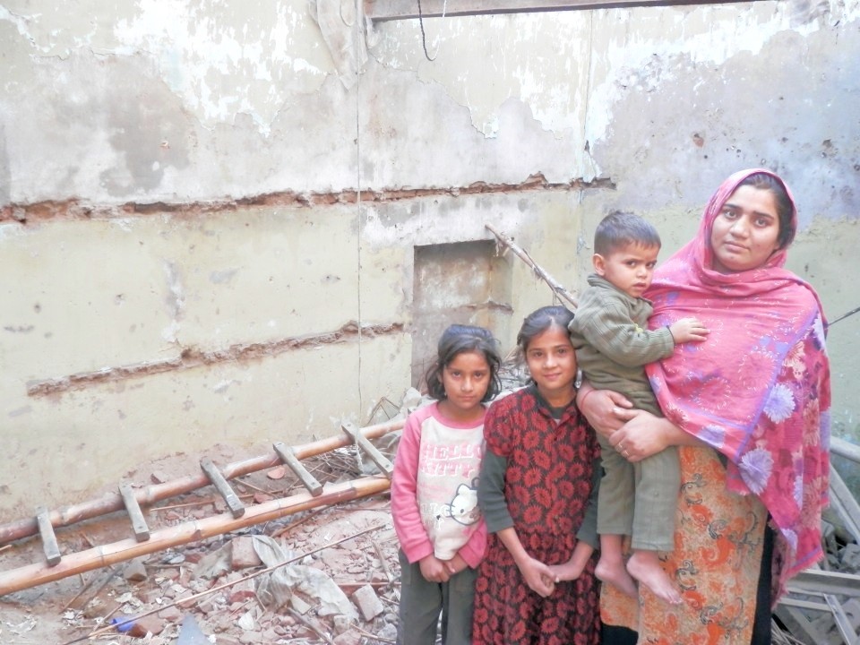 Motor Cycle Rickshaw 