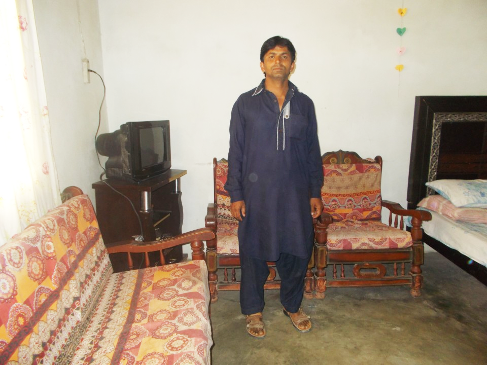 Dry Fruit & Spices Salesman