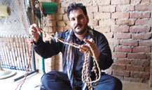 Yarn Knitting (Waan Bunai)