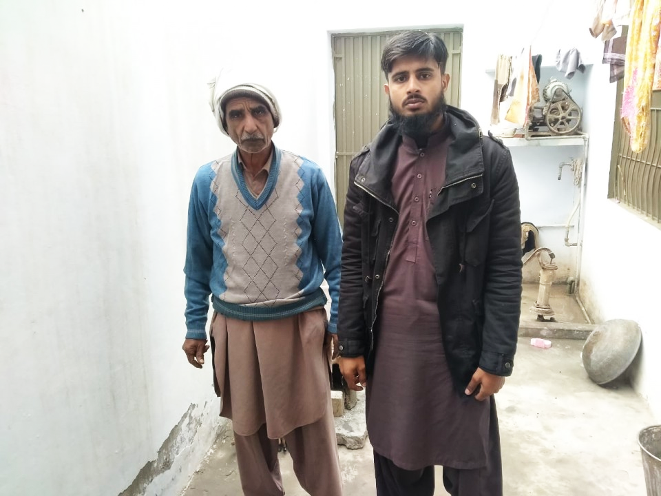 Salesman ( food items)