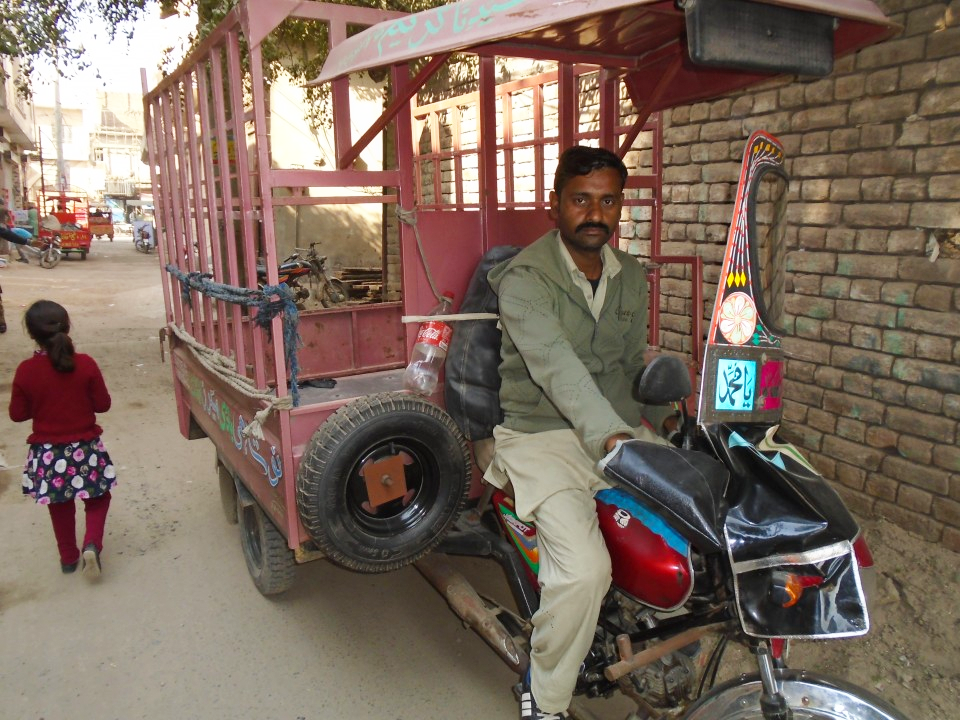 Loader Rikshaw