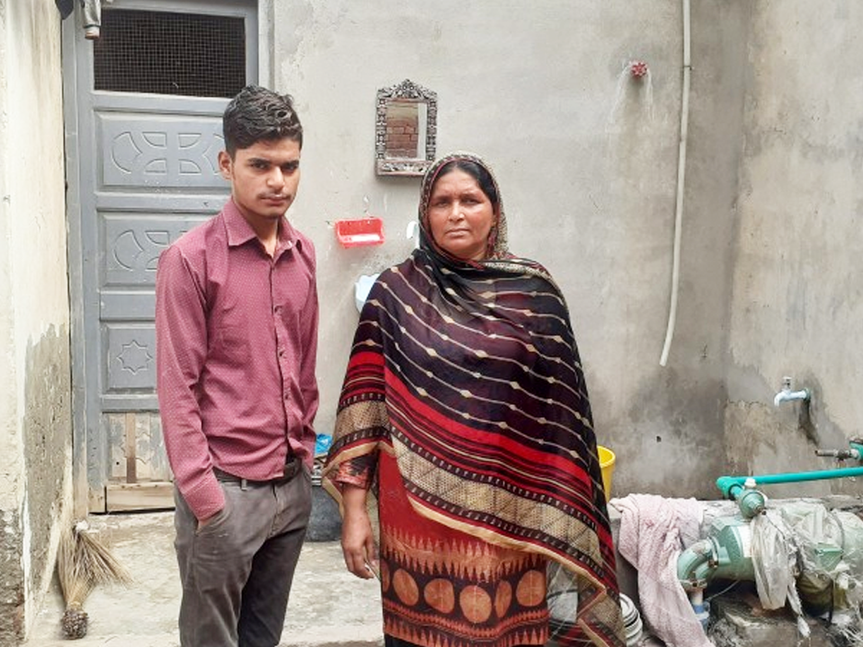 Yarn Knitting (Waan Bunai)