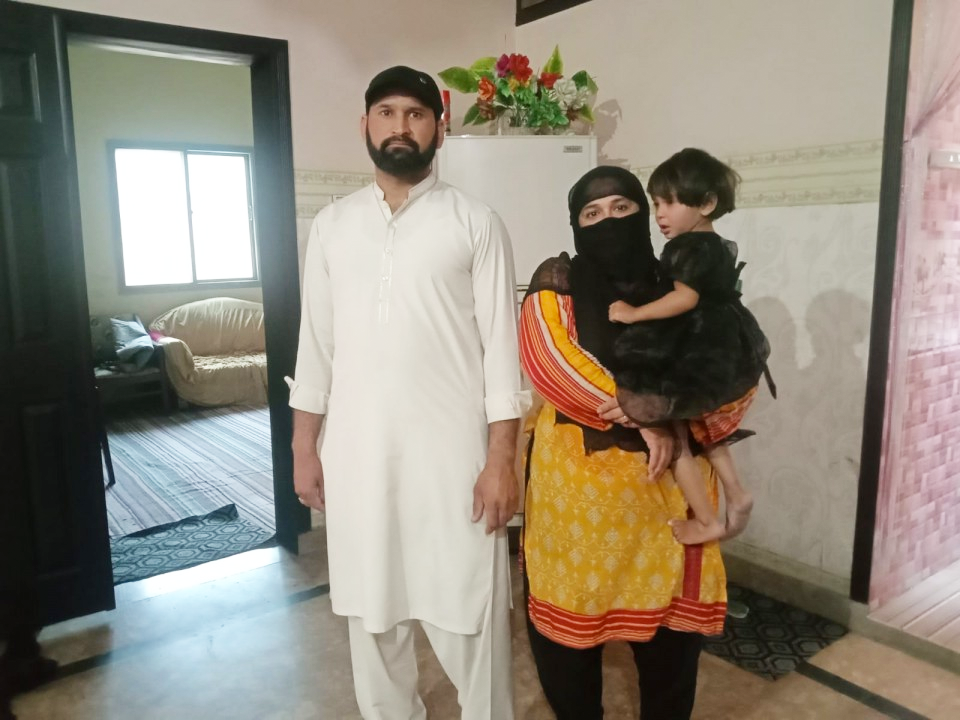 Cosmetic & Artificial Jewelry Shop