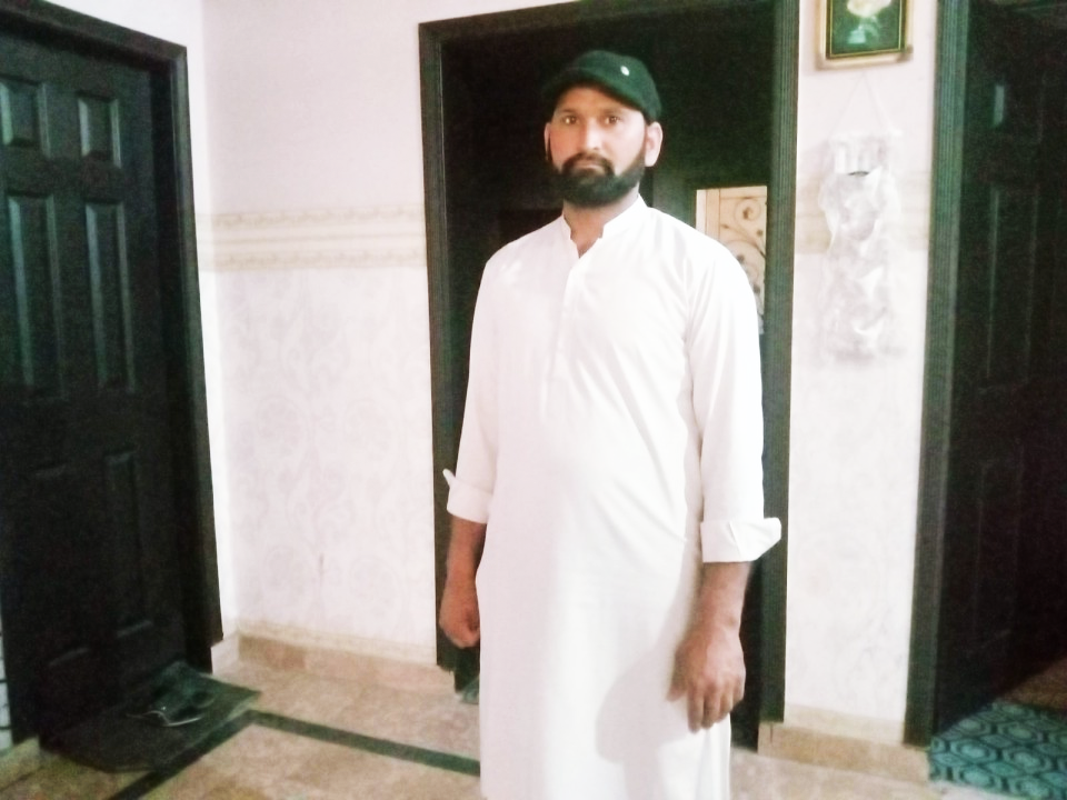 Cosmetic & Artificial Jewelry Shop