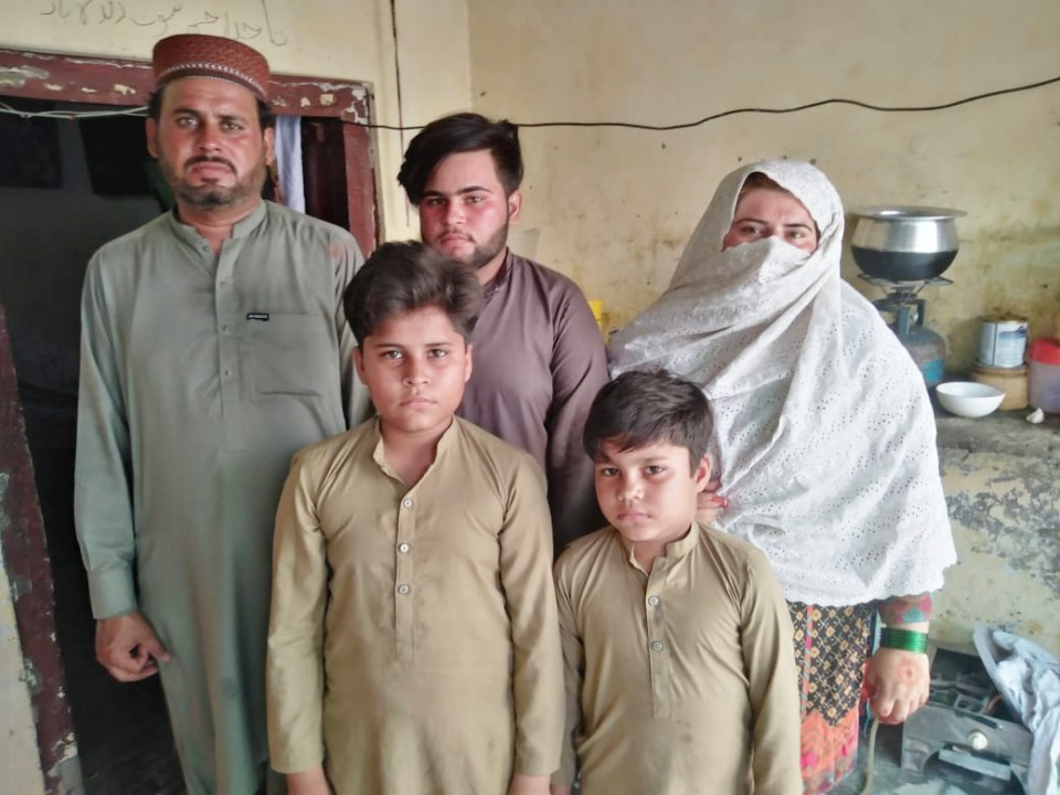 Video Games and Vegetable Shop