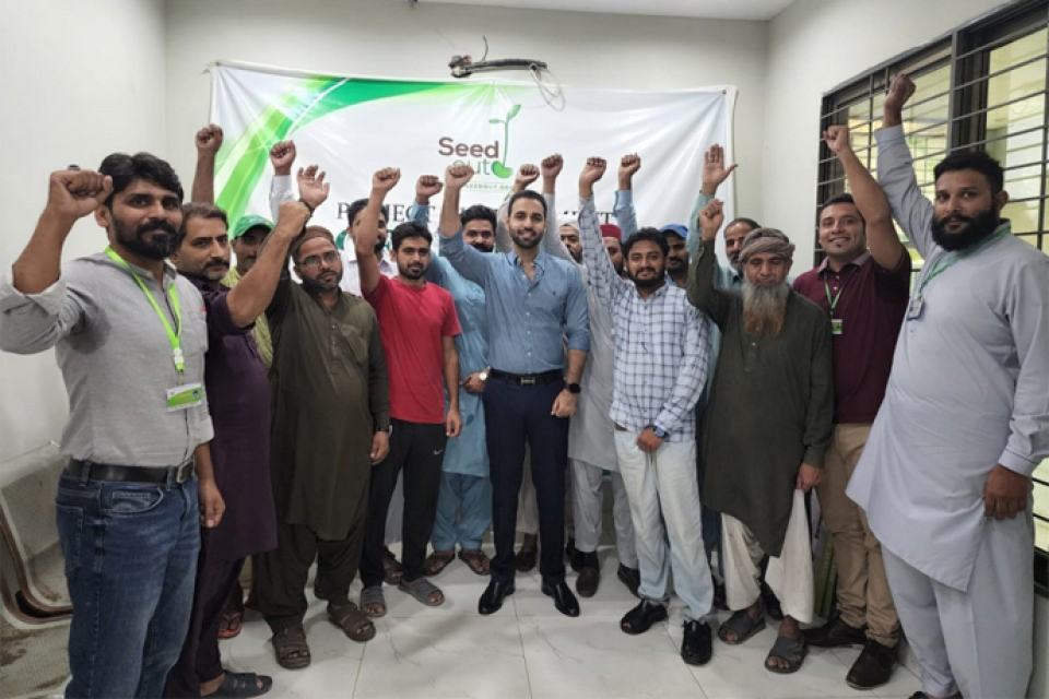 Zeeshan - Business established