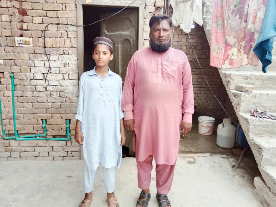 Confectionery Items Salesman