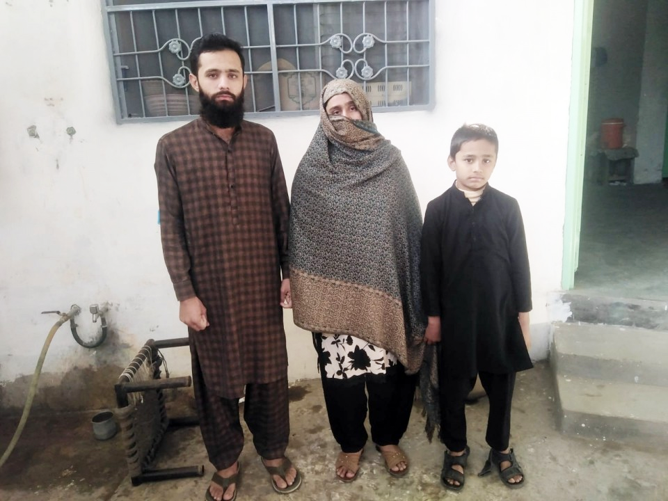  Ceiling  and Peeling Wallpaper 