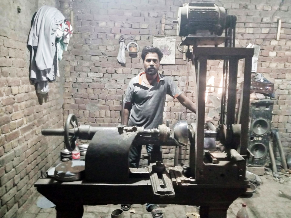 Steel Crockery Plates Making