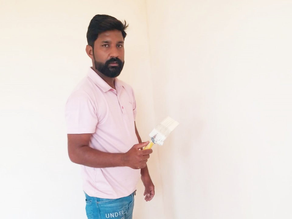 Wall Paint accessories.