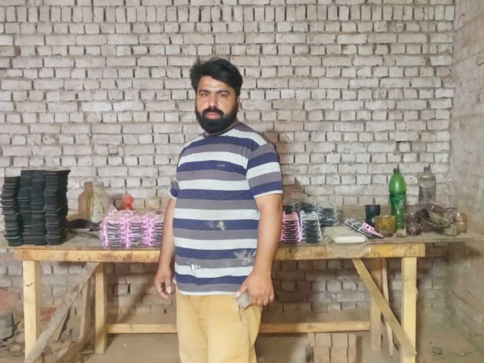 Wood Crockery