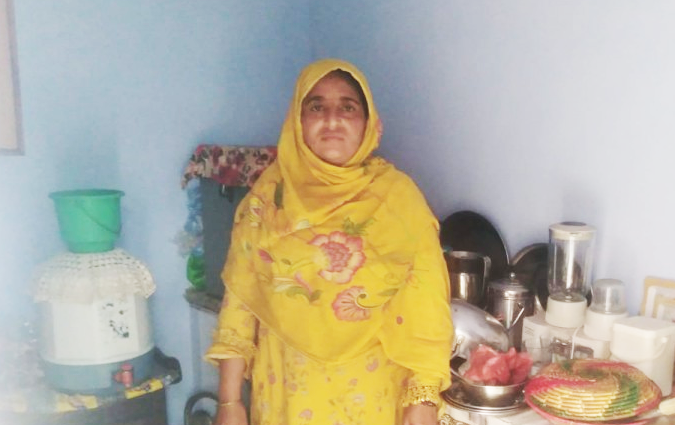 Azra Parveen 