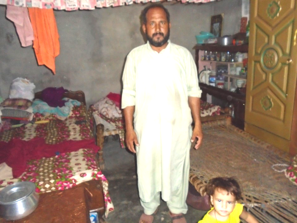 Yarn knitting (Waan Bunai)